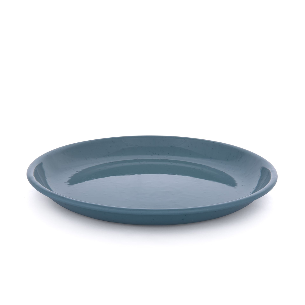 Rolled Enamelware plate smoky blue 02 Barebones.webp